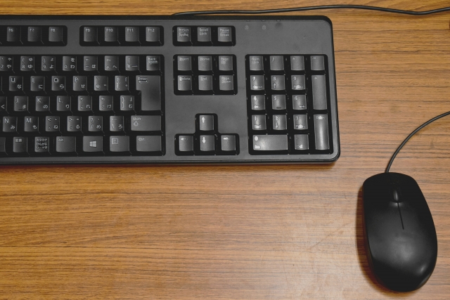 pcのキーボードいくらぐらいの使ってる？